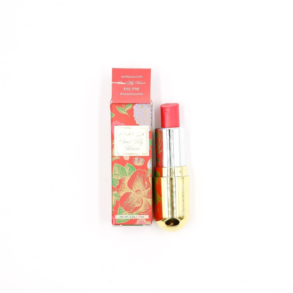 Winky Lux - Steal My Heart‎ Lipstick Pill - Kiss Me (Red) - 3.2 g / .11 oz